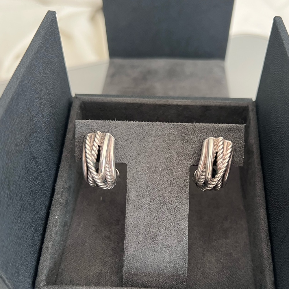 Authentic Discontinued David Yurman Crossover Earrings
